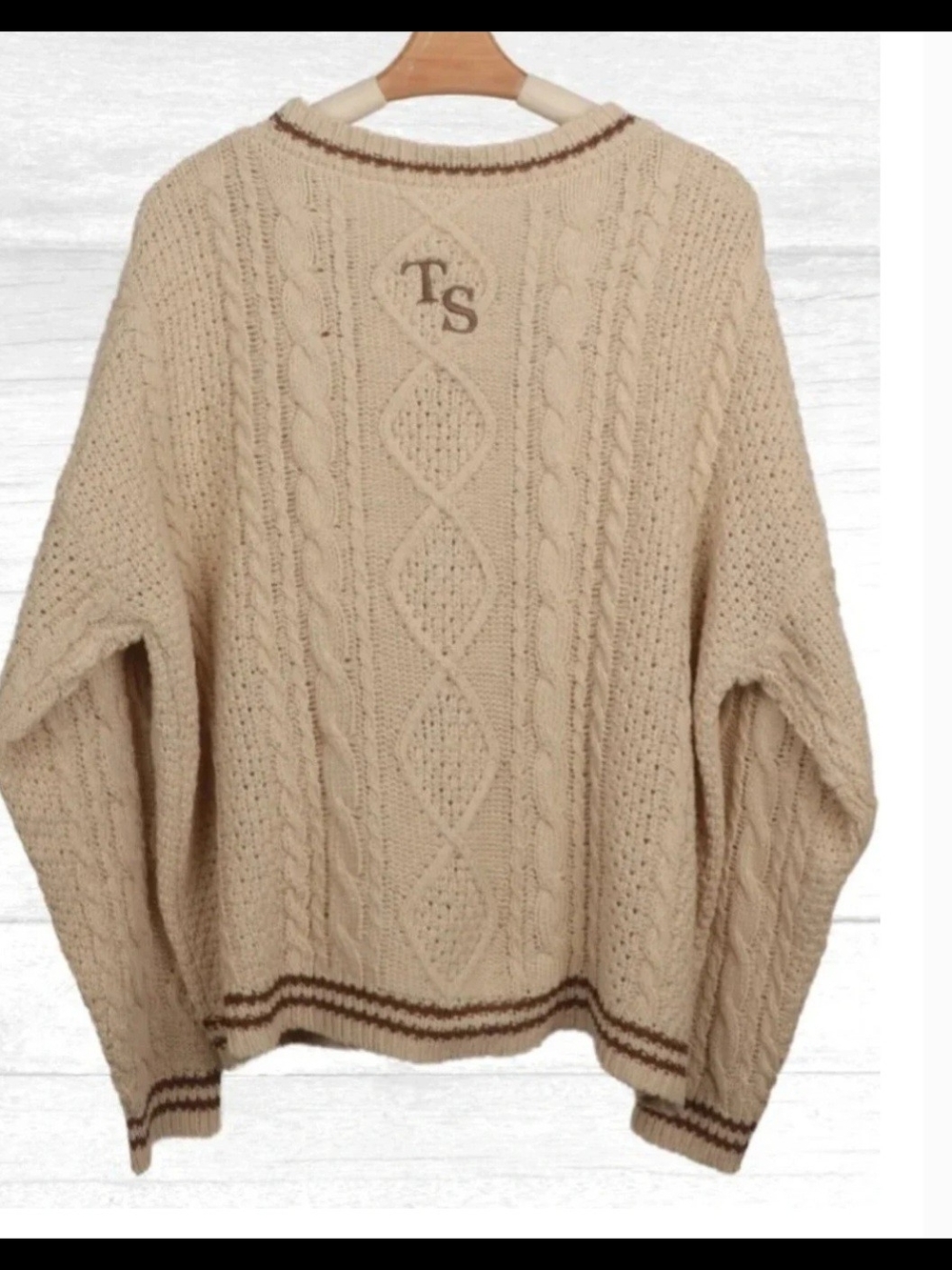 Taylor Swift Cream Cable Knit Sweater with Contrast Trim - Picture 2 of 8